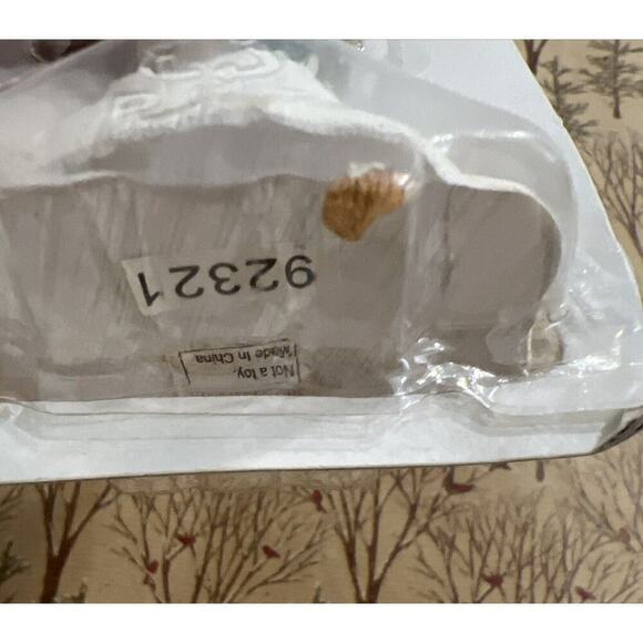 Holiday Time Let it Snow Christmas Village Accessory Figurine Snowman 2009 READ - Picture 6 of 8